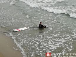 francescobertella-surfer.jpg