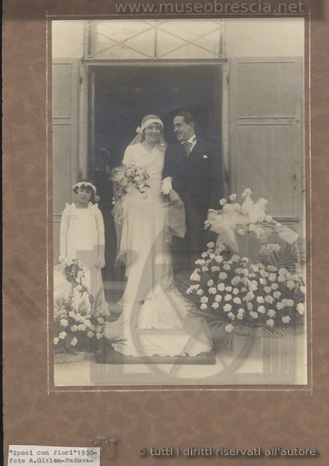 Sposi con fiori f. Gislon PD-1930  f.11