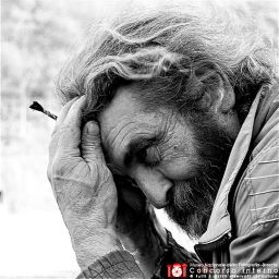 ChiccaAzzani-pensatore.jpg