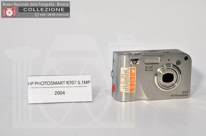 HP PHOTOSMART R707/5,1 MP