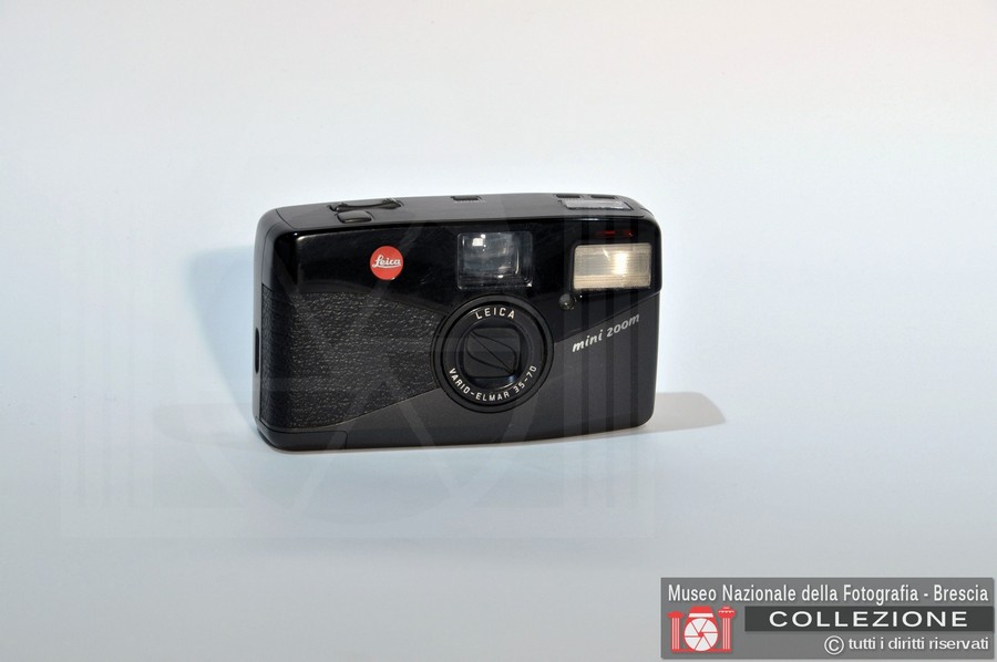 LEICA MINI 200 m