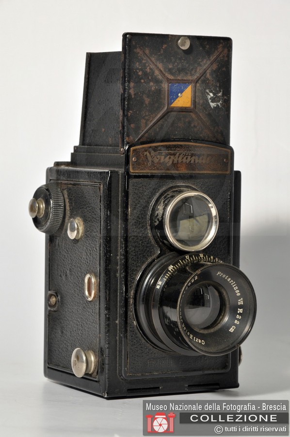 VOIGTL?NDER BRILLANT 6X6