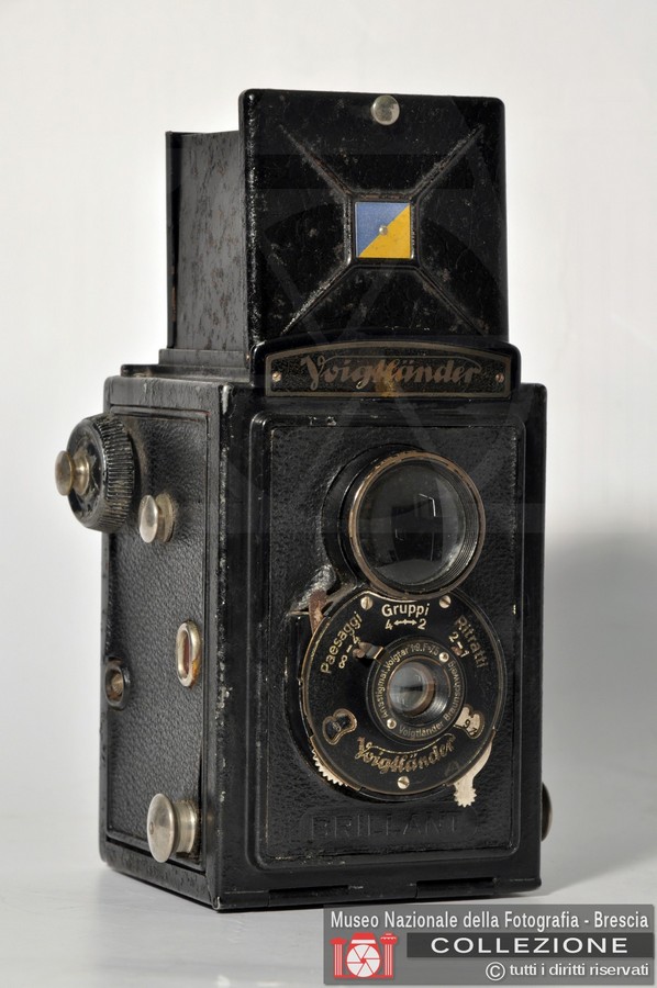 VOIGTLÄNDER BRILLANT (6x6)