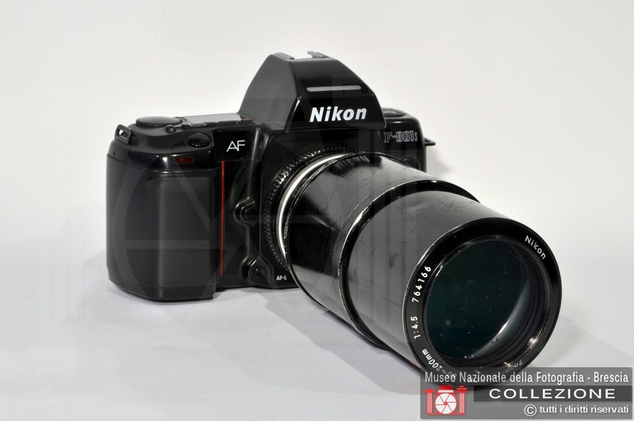 NIKON F-801 S