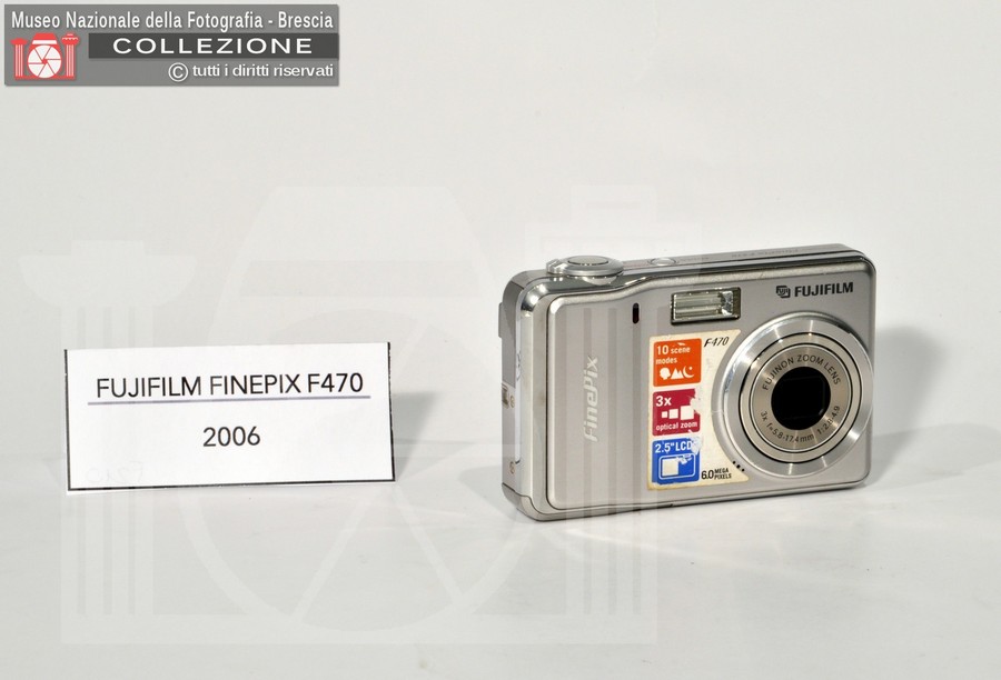 FUJIFILM FINEPIX F470