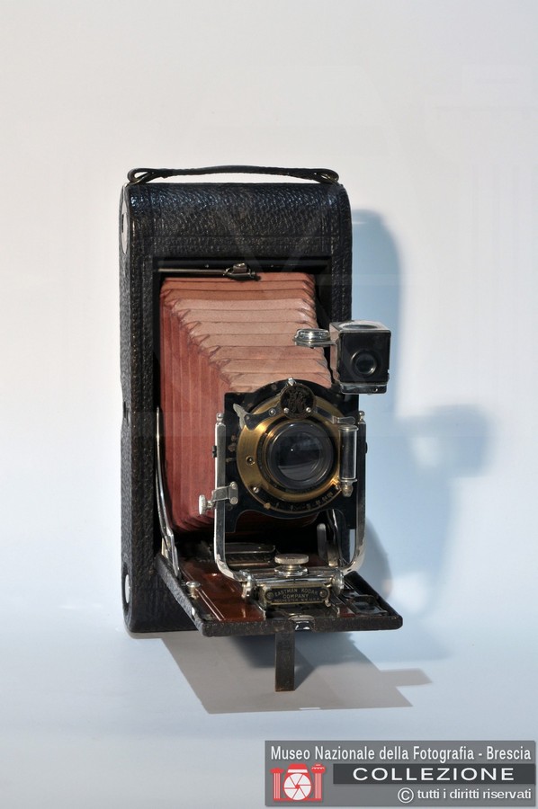 BROWNIE MODEL D N.3 FOLDING