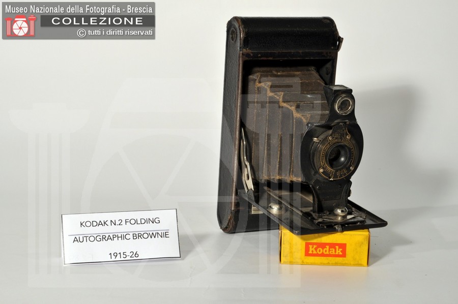 AUTOGRAPHIC BROWNIE N.2 FOLDING