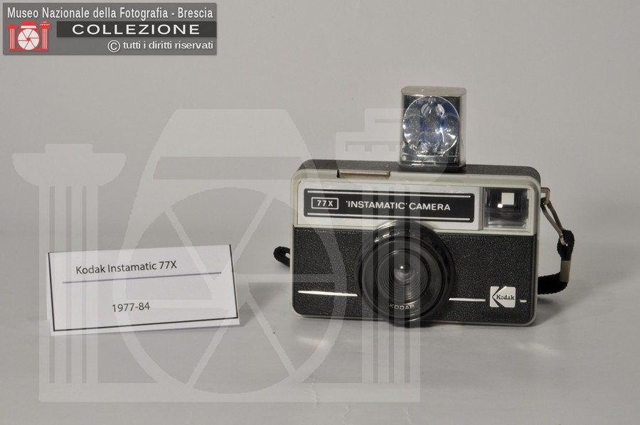INSTAMATIC 77X