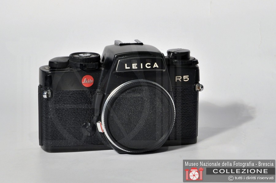 LEICA R5