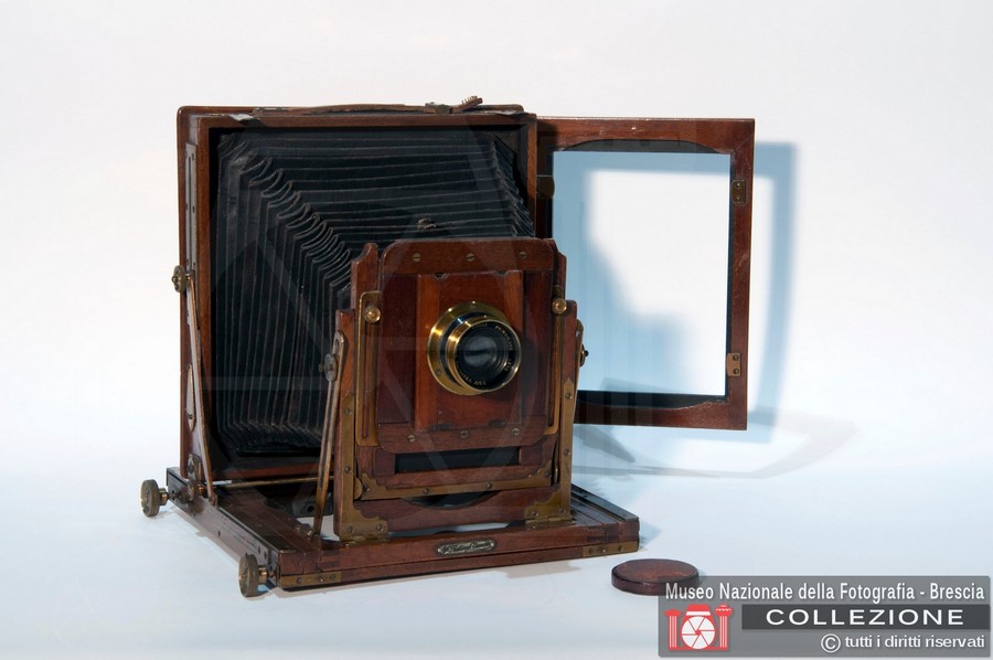 THE NATIONAL CAMERA