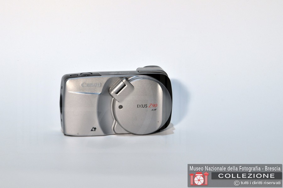 IXUS Z90