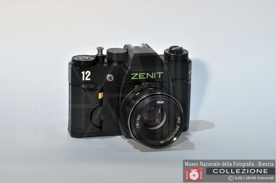 ZENIT 12