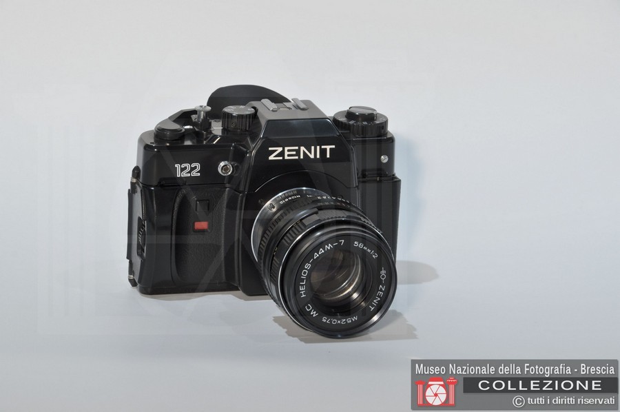 ZENIT 122