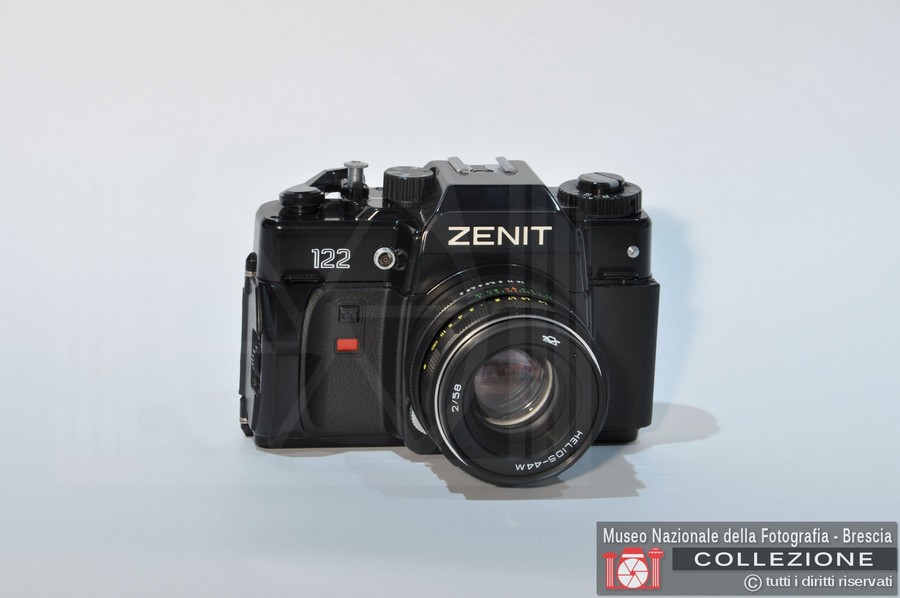 ZENIT 122