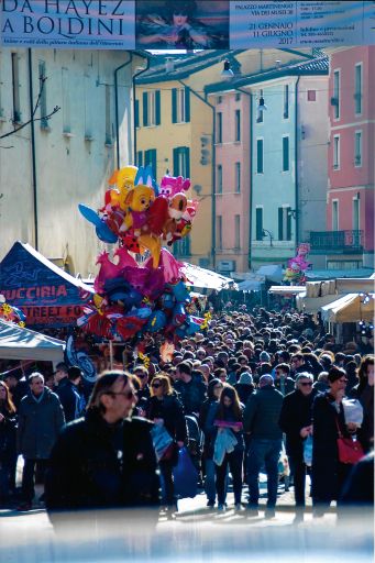 Fiume in festa