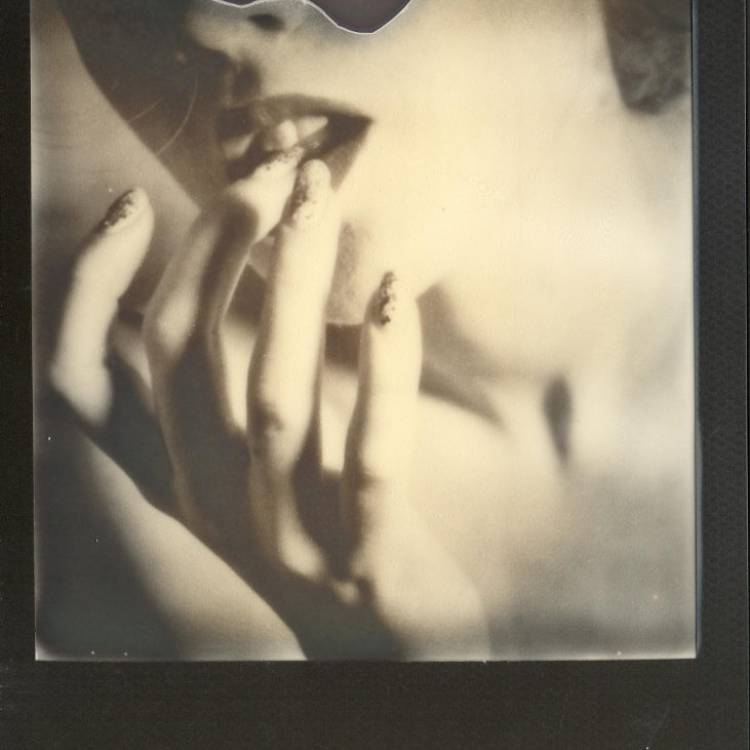 VOLTI IN POLAROID, di DANIELE MARIANI 