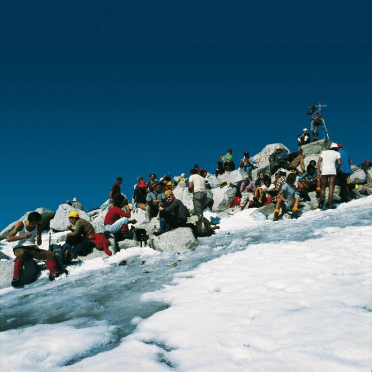 MONTAGNA BRESCIANA. PAESAGGI E MATERIA :: FRANCO SOLINA 